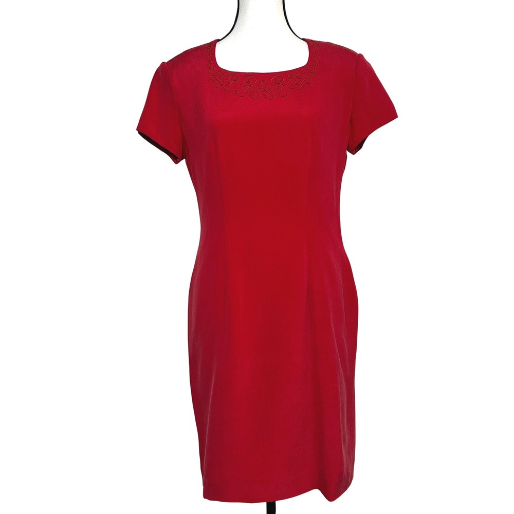 Vintage Womens Silk Sheath Dress Size 4 Timeless Elegance Classic Holiday Office
